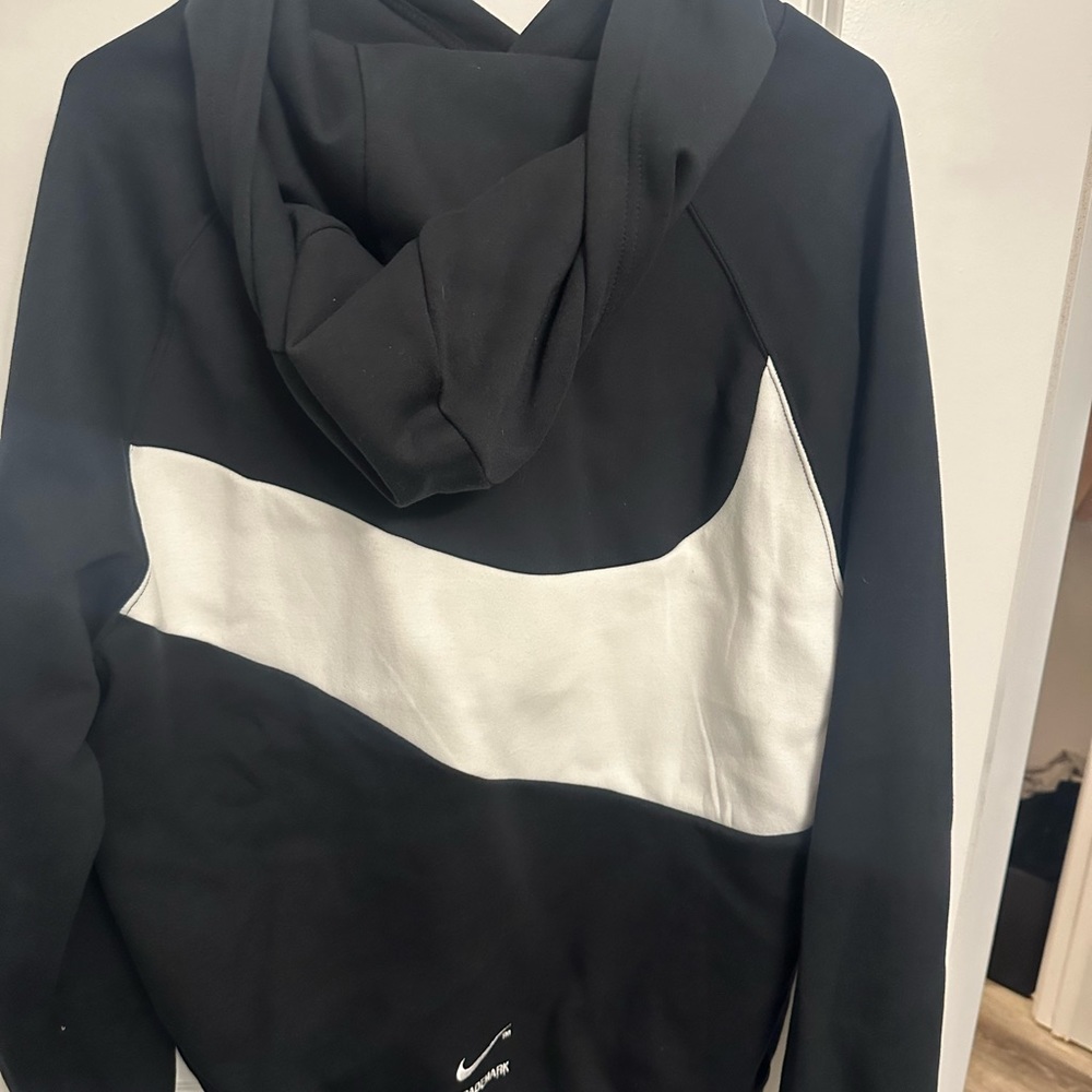 Nike pullover hoodie